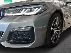 BMW 530e Touring M Sportpaket Head-Up HiFi DAB WLAN