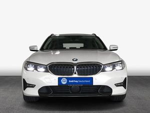 BMW 320d Touring Sport Line HiFi DAB WLAN Pano.Dach