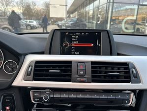 BMW 320i Limousine Advantage LED Tempomat USB PDC 320i