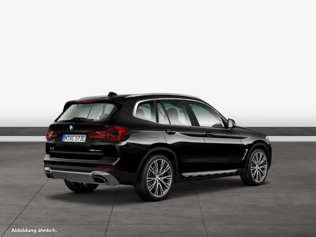 BMW X3 xDrive30e Head-Up HiFi DAB WLAN Komfortzg. X3 xDrive30e