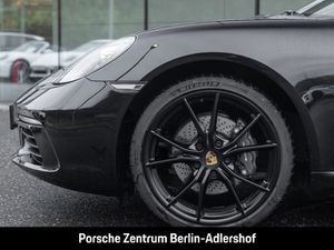 PORSCHE Boxster 718 Abstandstempomat Rückfahrkamera