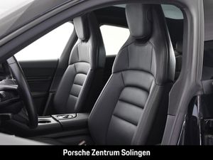 PORSCHE Taycan Beifahrerdisplay Performancebatterie Plus