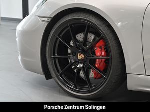 PORSCHE Boxster GTS 4.0 Bose Apple Sportabgas Abstand PDK