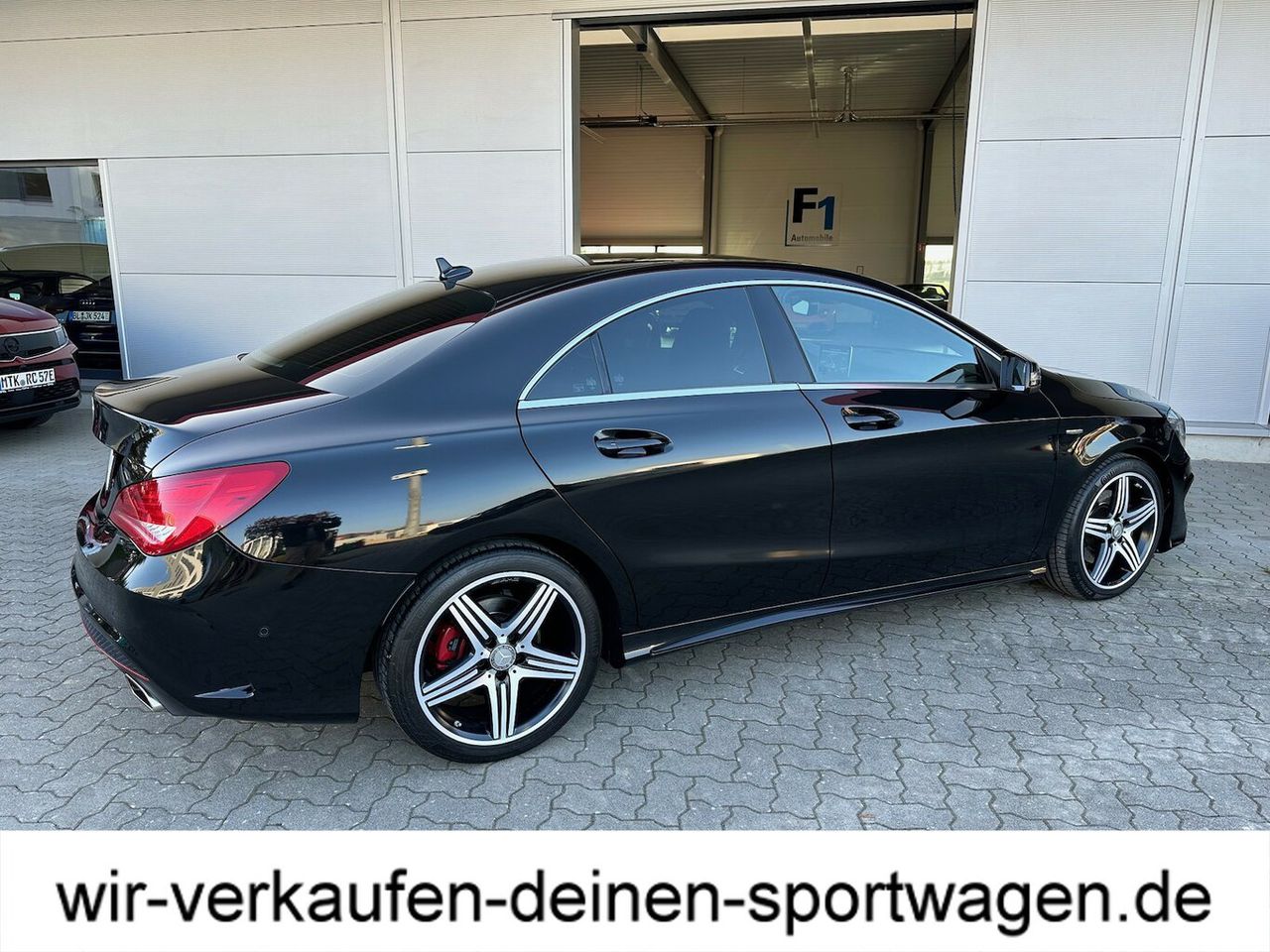 MERCEDES-BENZ CLA 250 Sport AMG-Line AMG-Syling AMG-LM AMG-Sportfahrwerk