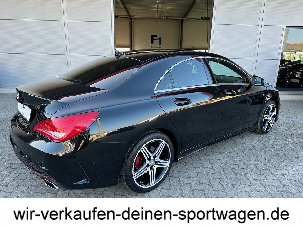 MERCEDES-BENZ CLA 250 Sport AMG-Line AMG-Syling AMG-LM AMG-Sportfahrwerk