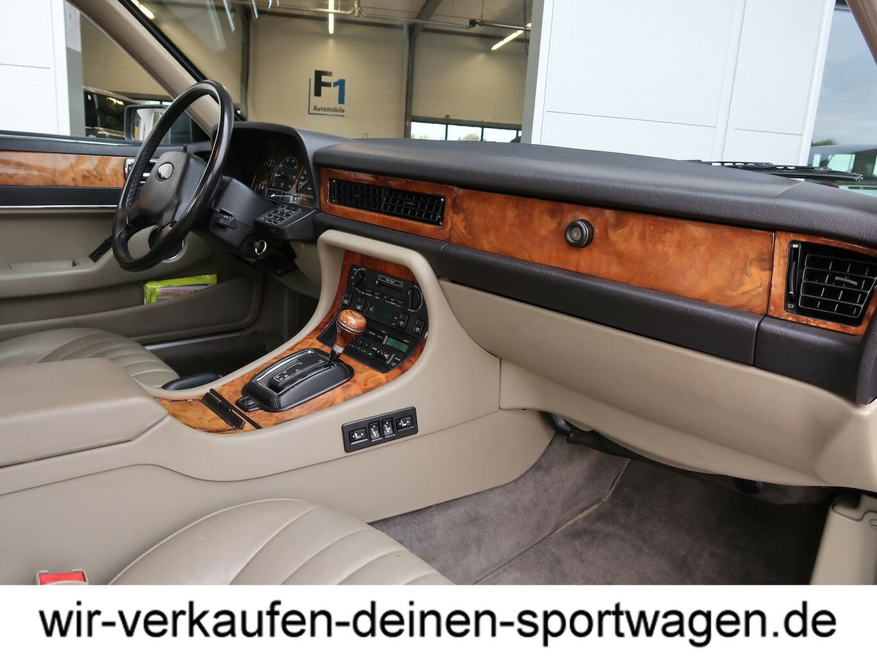 JAGUAR XJ40 3.2 Oldtimer HU neu außergw. Zust. deut. Fzg.