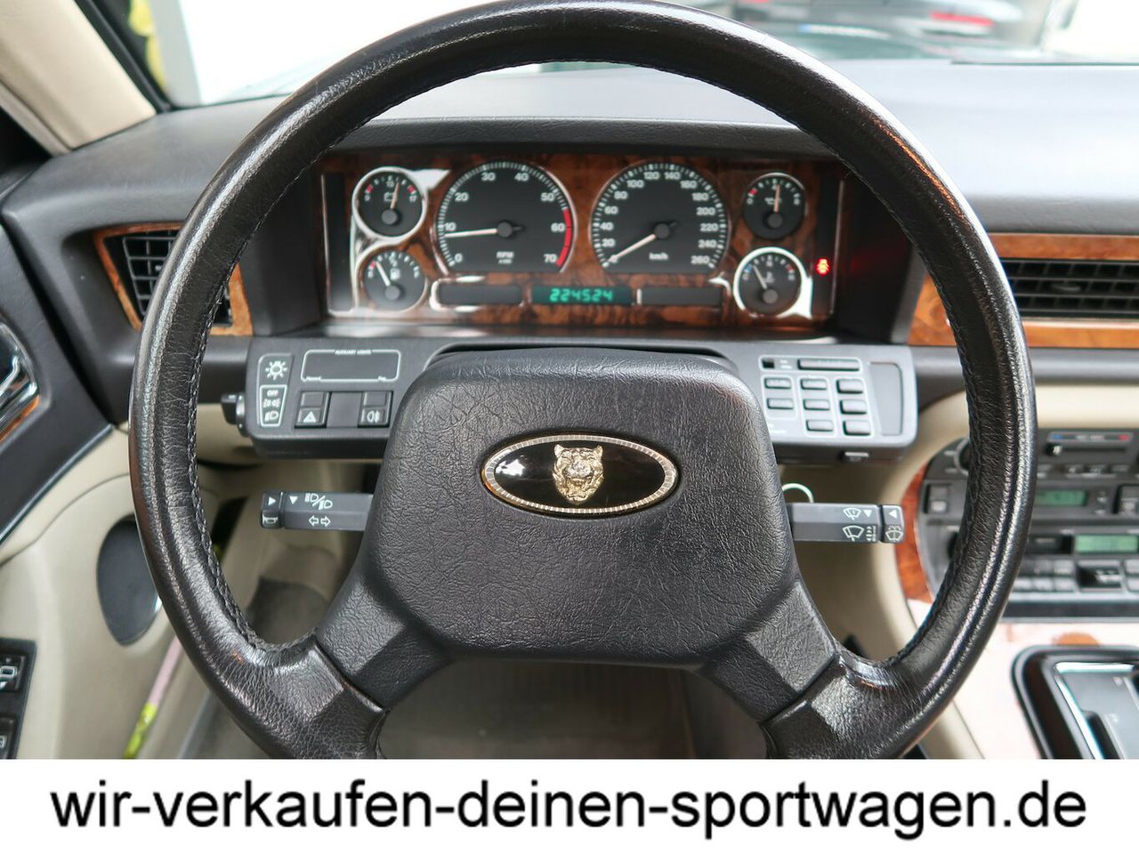 JAGUAR XJ40 3.2 Oldtimer HU neu außergw. Zust. deut. Fzg.