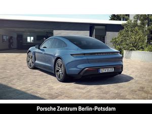 PORSCHE Taycan BOSE Panorama Surround-View Luftfederung