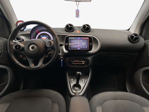 SMART fortwo cabrio EQ passion Cool@Media 22KW Advanced