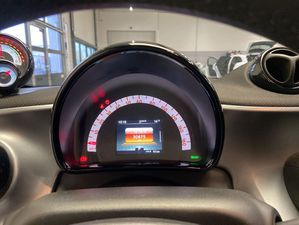 SMART fortwo coupe EQ passion Allwetter SHZ Cool@Audio smart fortwo electric drive