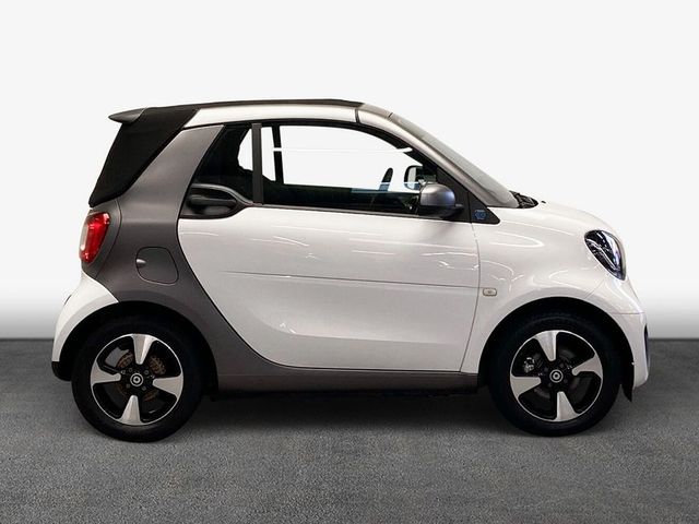 SMART fortwo cabrio EQ passion Cool@Media 22KW Advanced