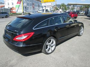 MERCEDES-BENZ CLS 350 Shooting Brake