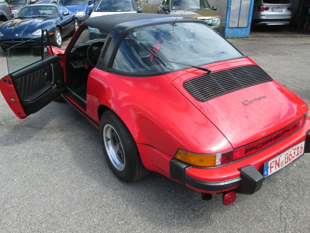 PORSCHE 911 Targa 3,2