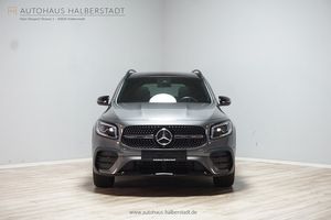 MERCEDES-BENZ GLB 220