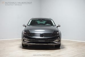 VW Passat Variant Alltrack 4Motion IQ-Light/AHK/ACC