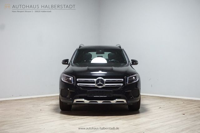 MERCEDES-BENZ GLB 220