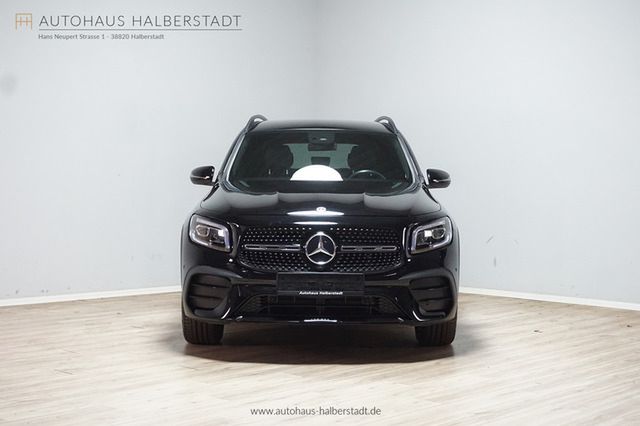 MERCEDES-BENZ GLB 220