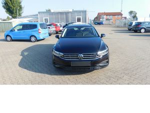 VW Passat Variant