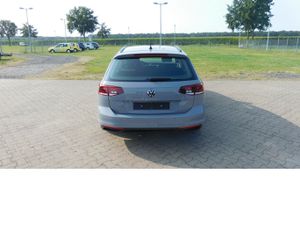 VW Passat Variant