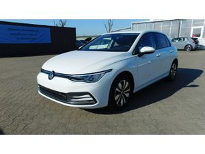VW Golf VIII 1.5 Life Move TSI Navi Klima