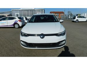 VW Golf VIII 1.5 Life Move TSI Navi Klima
