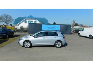 VW Golf VIII 1.5 Active Life TSI Navi Klima