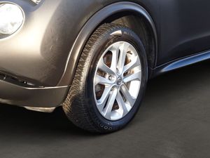 NISSAN Juke 190PS Pure Black / Allwetter