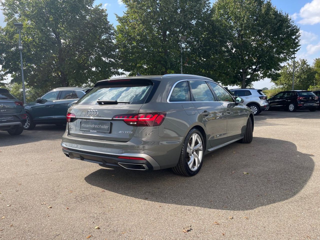 AUDI A4 Avant  2.0 TFSI S-tronic S line *Sportfahrwerk*LED*