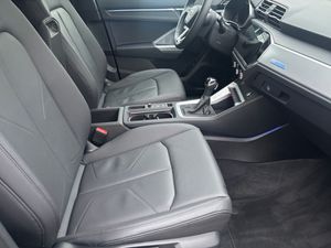 AUDI Q3 45 1.4 TFSIe basis S tronic LED Leder Navi