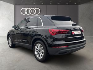 AUDI Q3 45 1.4 TFSIe basis S tronic LED Leder Navi