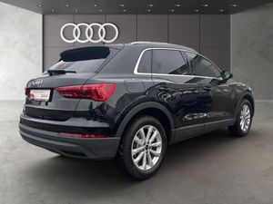 AUDI Q3 45 1.4 TFSIe basis S tronic LED Leder Navi