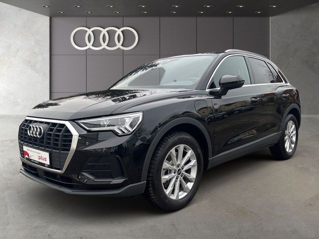 AUDI Q3 45 1.4 TFSIe basis S tronic LED Leder Navi