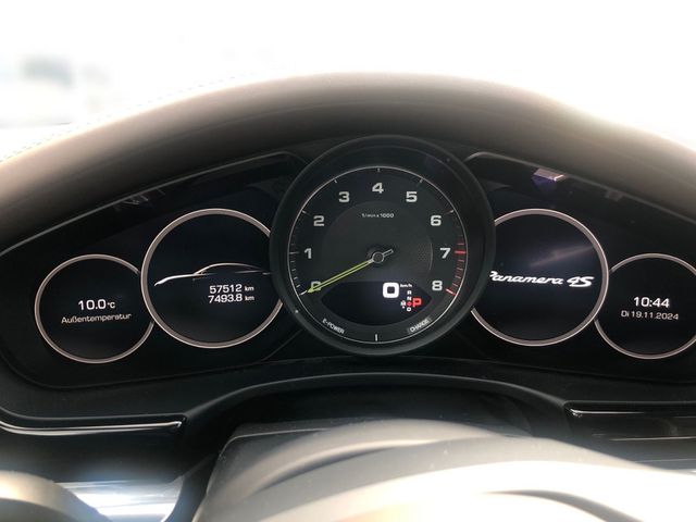 PORSCHE Panamera 4 S E-Hybrid*NAVI*PANO*CAM*LUFT*LED*UVM