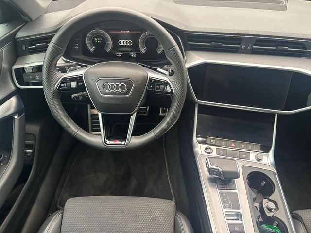 AUDI A6 Avant 55 2.0 TFSIe S-Line qua. AHK Matrix