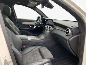 MERCEDES-BENZ GLC 300 de 4M AMG+Night PANO AHK 19'' High End Info