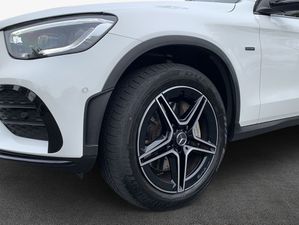 MERCEDES-BENZ GLC 300 de 4M AMG+Night PANO AHK 19'' High End Info