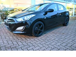 HYUNDAI i30 1.4 *Classic* Klima 17Alus HU-neu