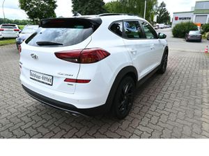 HYUNDAI Tucson 2.0 *N-Line* 4WD Aut Leder Navi LED 19Alu