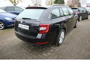 SKODA Octavia 1.5 TSI Combi *Style* Navi LED DAB 17Alu