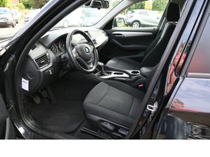 BMW X1 sDrive18i-2.0 Klimaaut PDC Alus