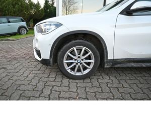 BMW X1 xDrive 20i Autom. Allrad mit AHK