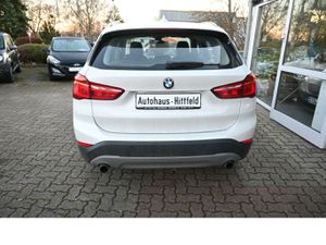 BMW X1 xDrive 20i Autom. Allrad mit AHK