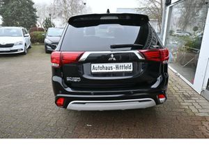 MITSUBISHI Plug-in Hybrid Outlander 2.4PHEV*Plus Spirit*4WD