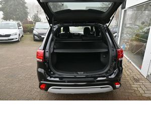 MITSUBISHI Plug-in Hybrid Outlander 2.4PHEV*Plus Spirit*4WD