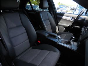 MERCEDES-BENZ C 350 CDI BE 7G-Aut *Avantgarde* AMG NAVI uvm