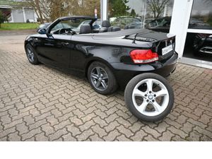 BMW 118 i Cabrio Klimaaut NAVI Leder Xenon PDC 17Alu