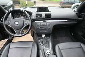 BMW 118 i Cabrio Klimaaut NAVI Leder Xenon PDC 17Alu