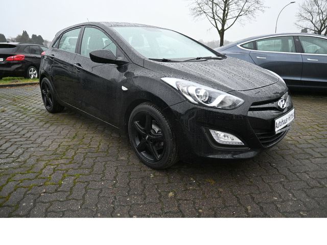 HYUNDAI i30 1.4 *Classic* Klima 17Alus HU-neu