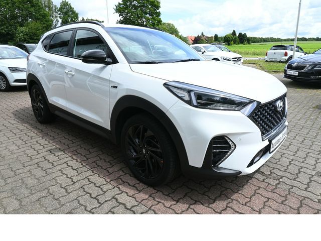 HYUNDAI Tucson 2.0 *N-Line* 4WD Aut Leder Navi LED 19Alu