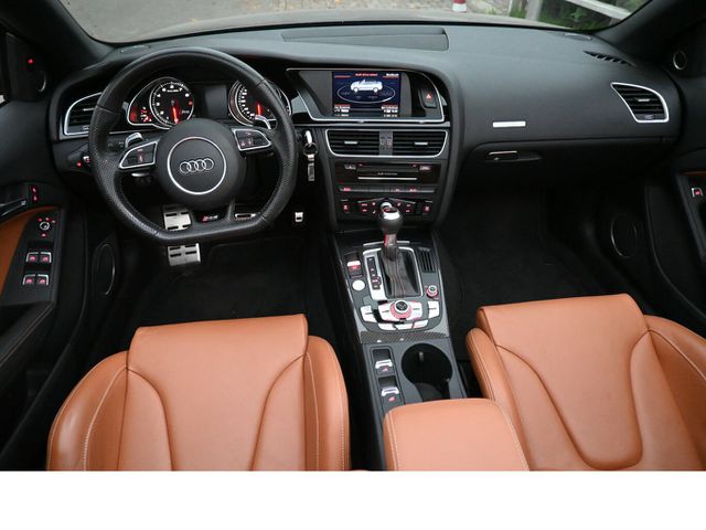 AUDI Cabriolet RS5-4.2 FSI S-tronic quattro 20-Zoll